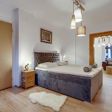 Sobe "Ela" Bed & Breakfast Fuzine Ruang foto