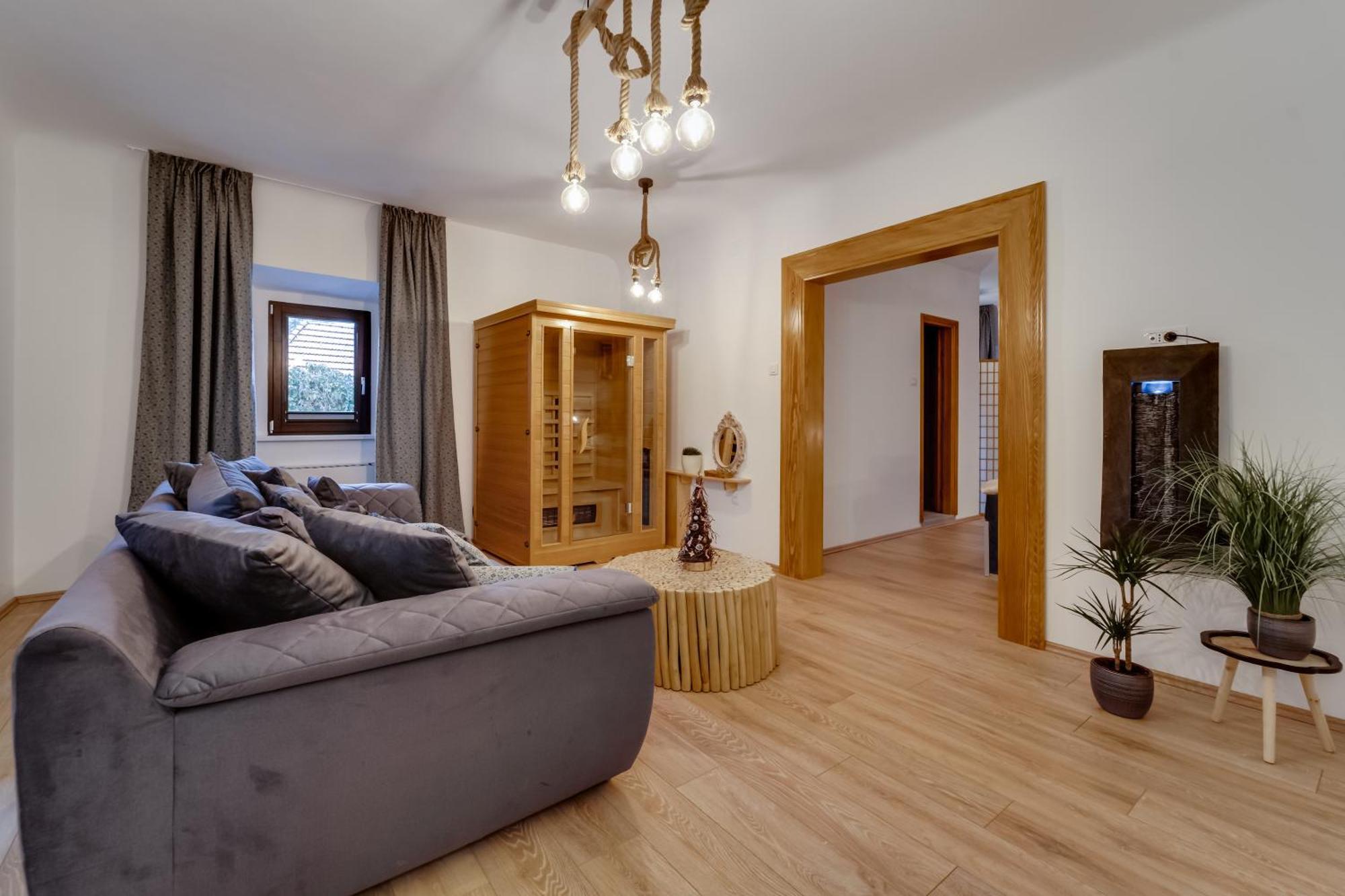 Sobe "Ela" Bed & Breakfast Fuzine Ruang foto