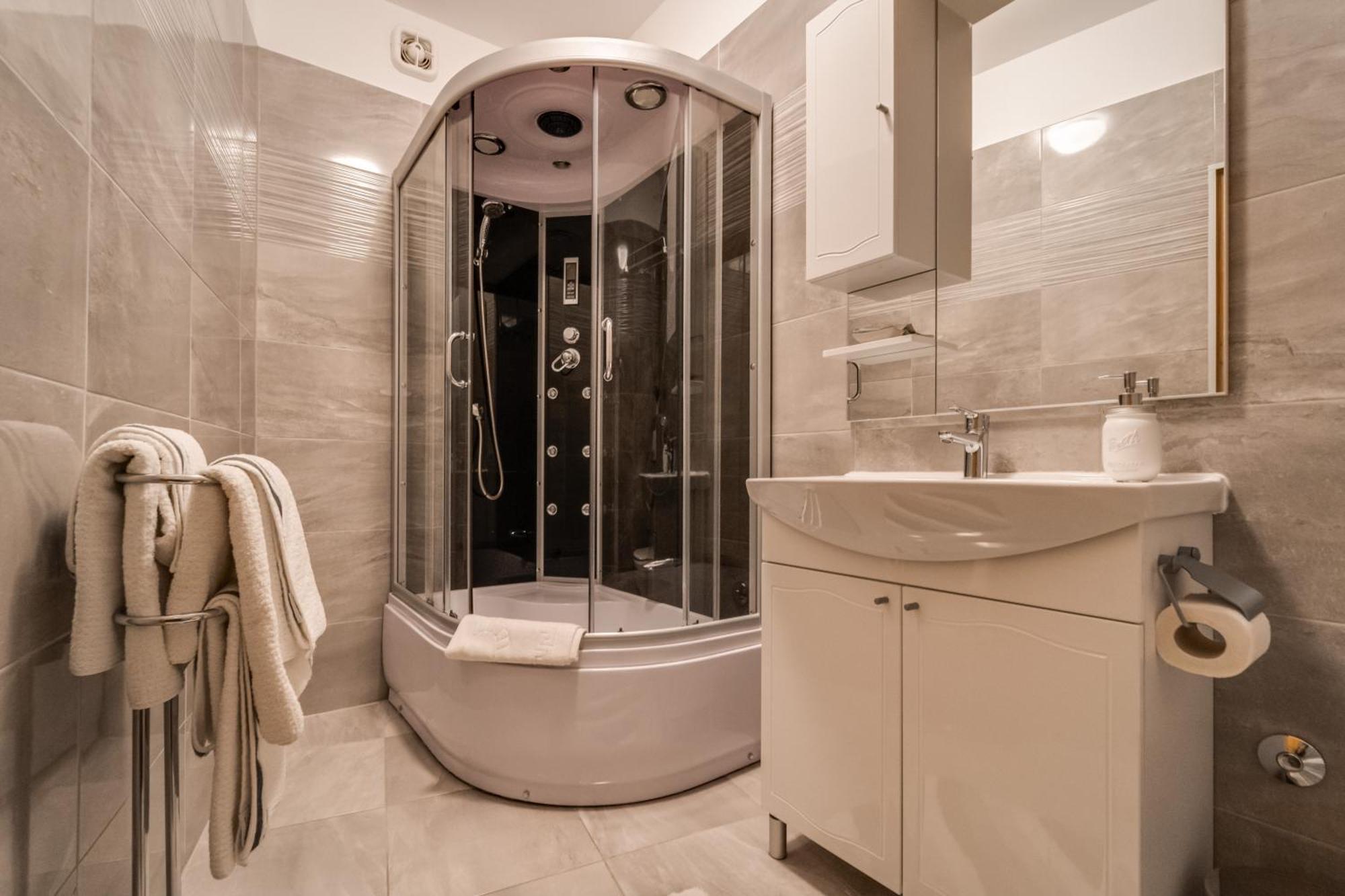 Sobe "Ela" Bed & Breakfast Fuzine Ruang foto